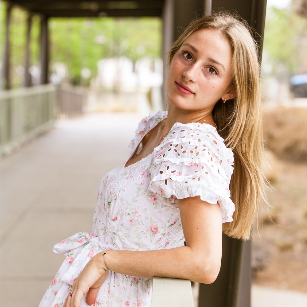 Meet your Posher, Lily